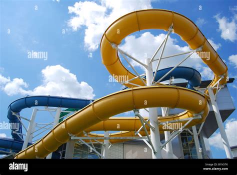 Basingstoke Swimming Pool 